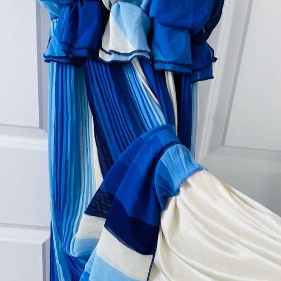 SKY Flow Midi Dress (Blue Ombre, Small) - Picture 12 of 13